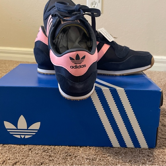 Adidas GALAXY OG women’s Size 11 BRAND NEW IN BOX! 🔥 JP6040 Pink Navy Originals - Picture 8 of 11